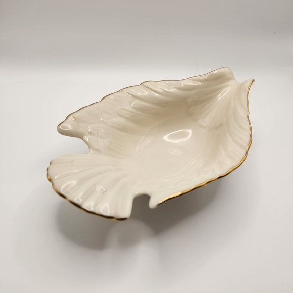 Lenox Dove Bird Dish - Gold‎ Trim Porcelain - Candy Nut Sauce Bowl - Excellent - Picture 1 of 9